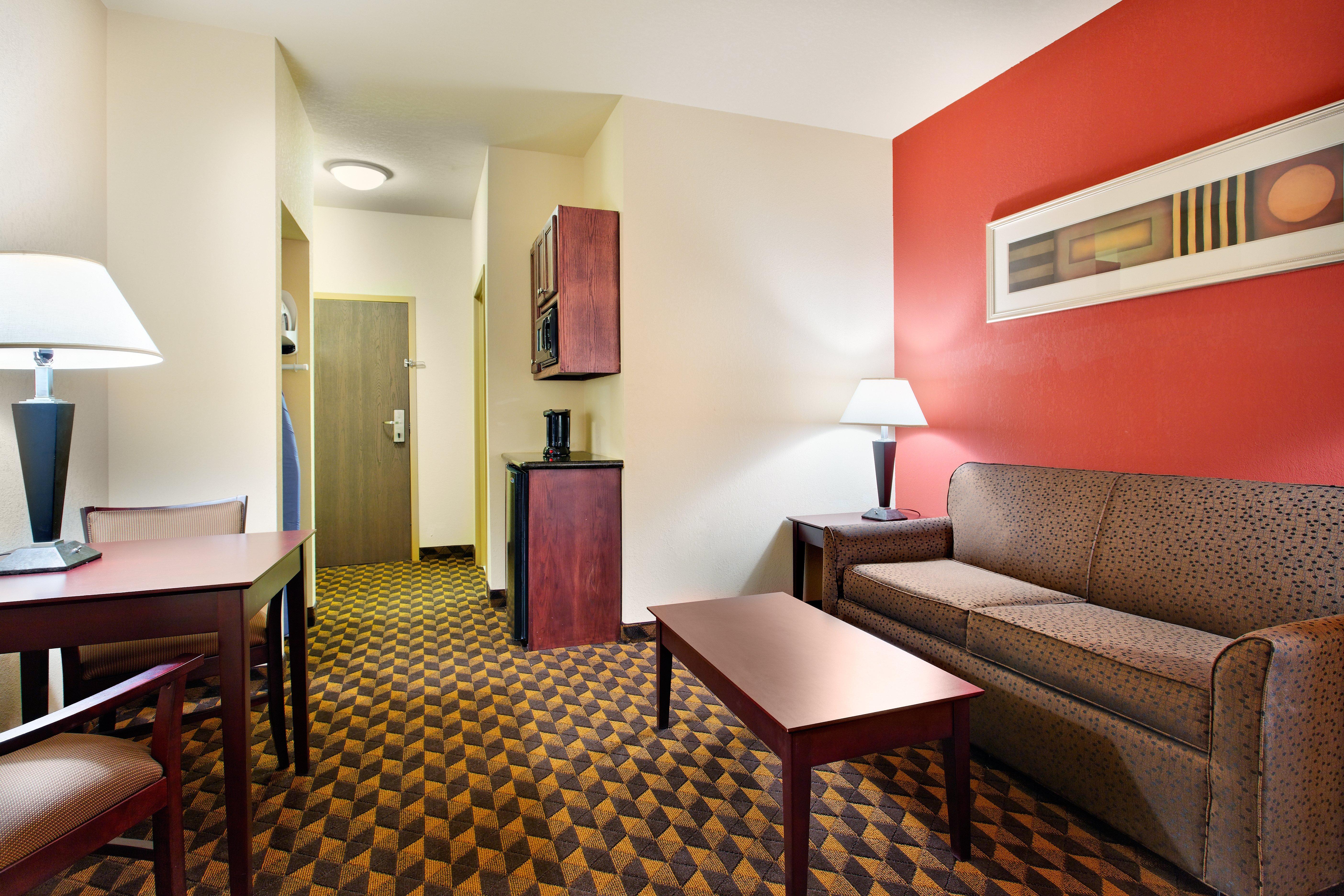 Holiday Inn Express & Suites Malvern By Ihg Exteriör bild